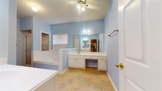 Building Photo - 17319 Jackson Pines Dr