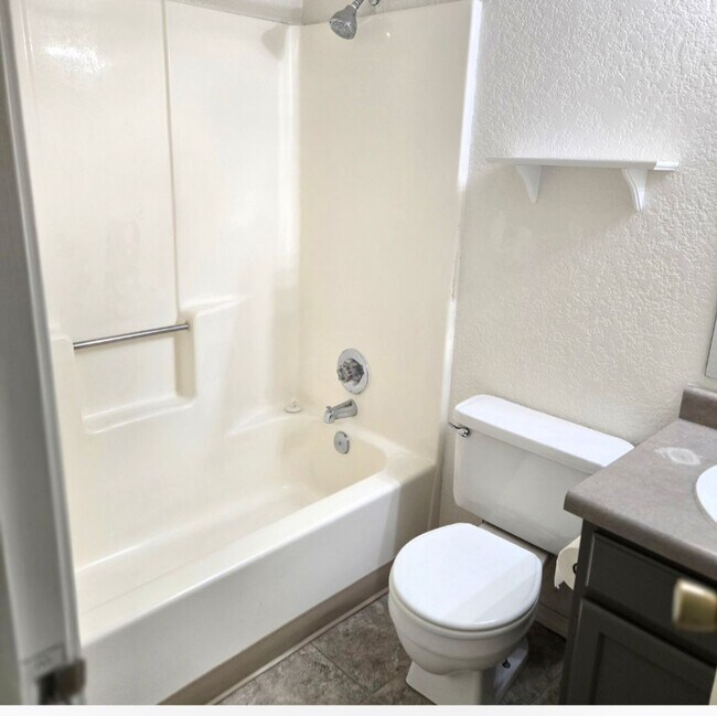 Building Photo - CALL US TODAY AT (505) 808-6467 TO SCHEDULE A CONVENIENT SHOWING