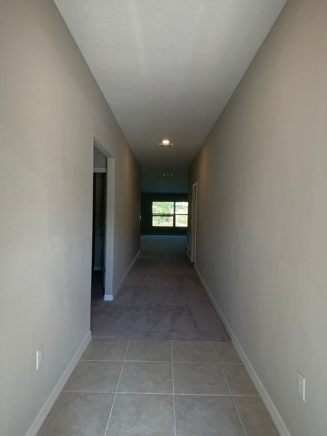 Building Photo - NOT AVAILABLE FOR SHOW OR MOVE IN UNTIL 07/20/26 !!! SW location 4/2/2 **WON'T LAST**