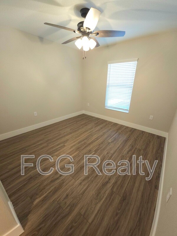 Building Photo - 7771 N Keystone Dr