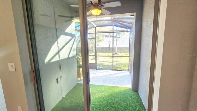 Building Photo - 11992 Sands Cv