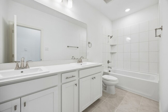 Building Photo - 3547 Pierce Ln