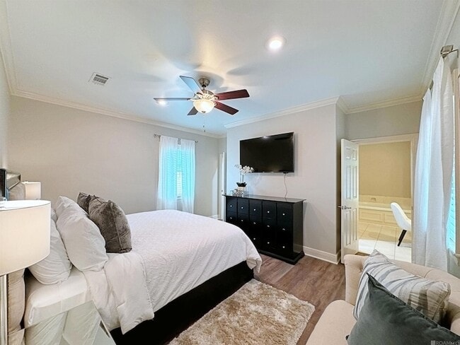 Building Photo - 11831 Thornberry Ln