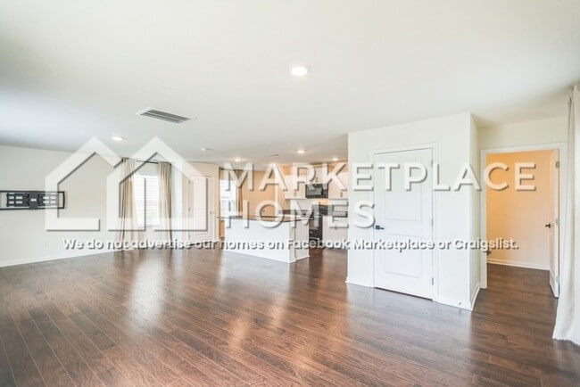 Building Photo - 495 Cox Hollow Rd