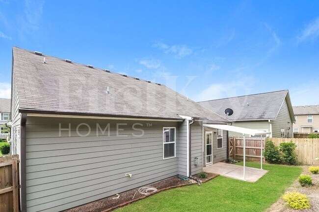 Building Photo - 405 Trail Finders Way