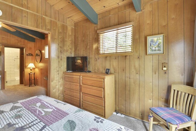 Building Photo - LEASE PENDING- Snow Flower, Tahoe City Ski...