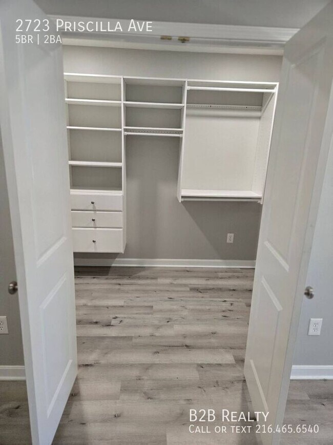 Building Photo - 2723 Priscilla Ave