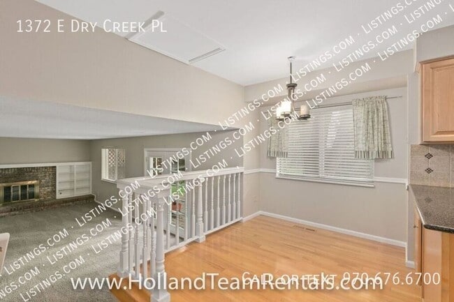 Building Photo - 1372 E Dry Creek Pl