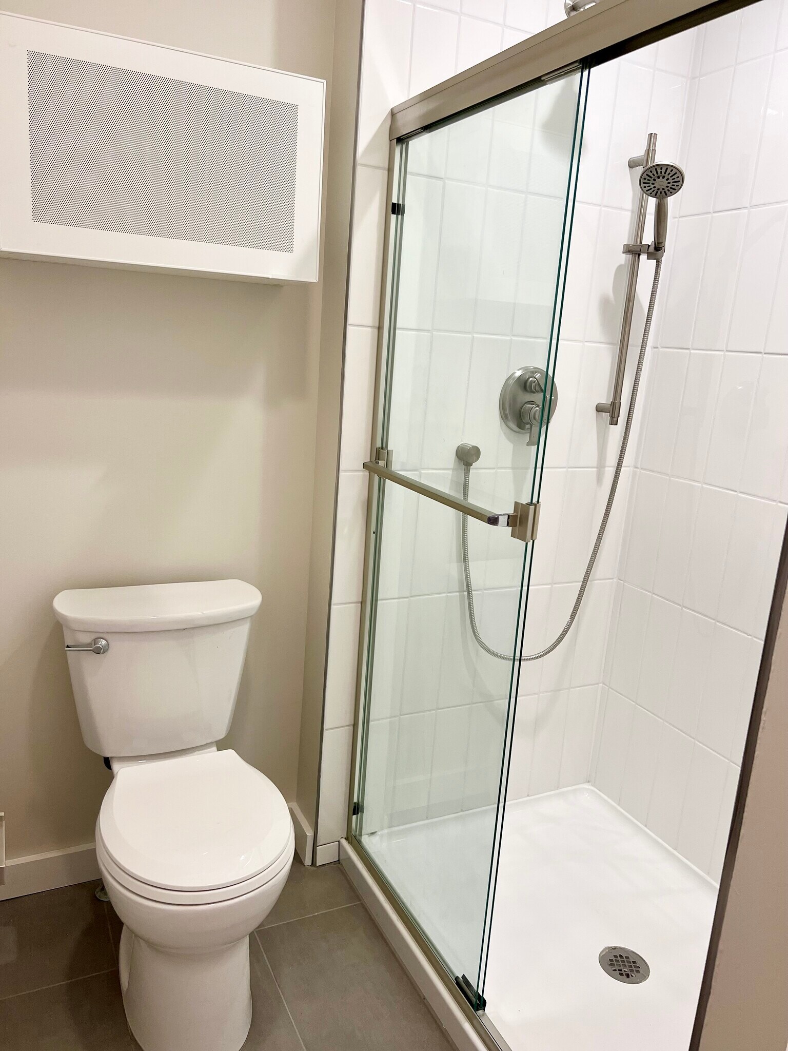 Building Photo - 179 Butternut St