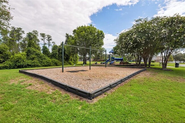 Building Photo - 12534 Chenwood Ave