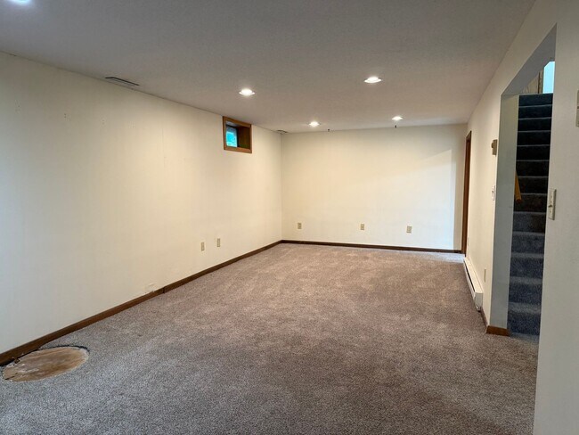 Building Photo - Available July 15th - West Fargo