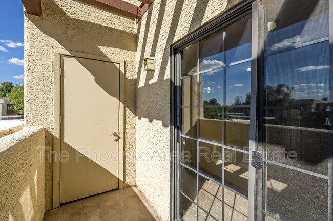 Building Photo - 3434 E Baseline Rd