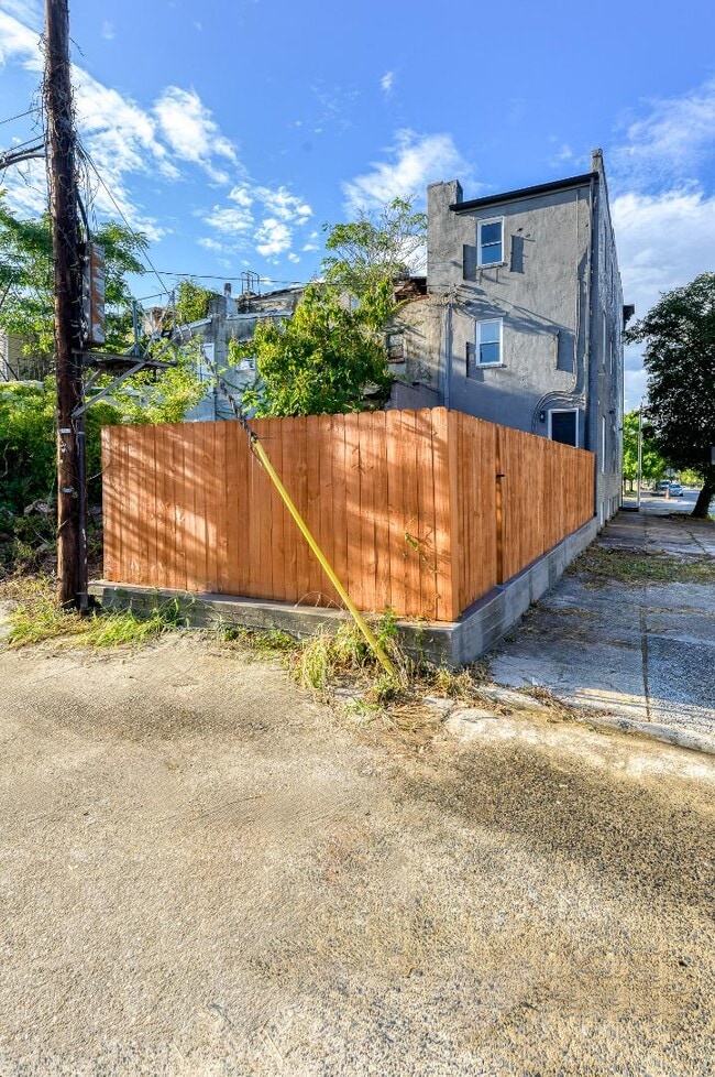 Building Photo - 1701 Edmondson Ave