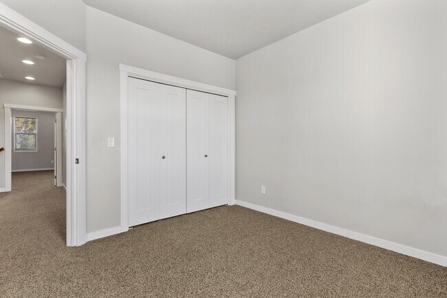 Building Photo - 10307 W Carlton Bay Dr