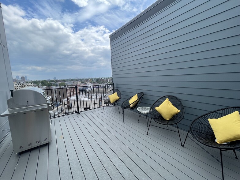 Shared Roof Deck - 30 Penniman Rd