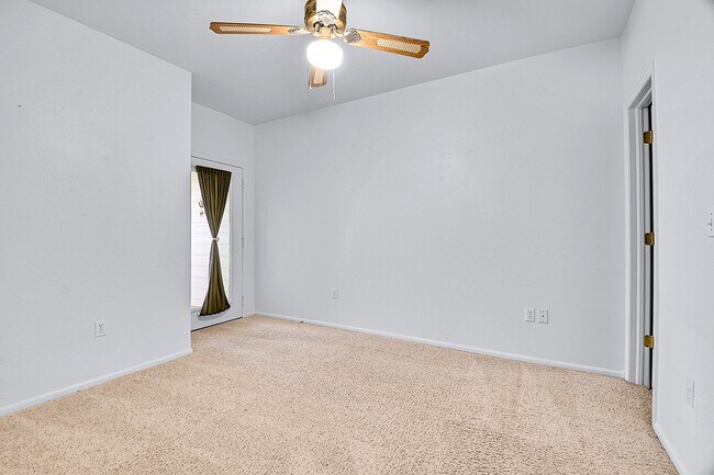 Building Photo - 1697 S Cole St