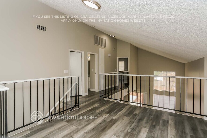 Building Photo - 3749 N Broadriver Dr
