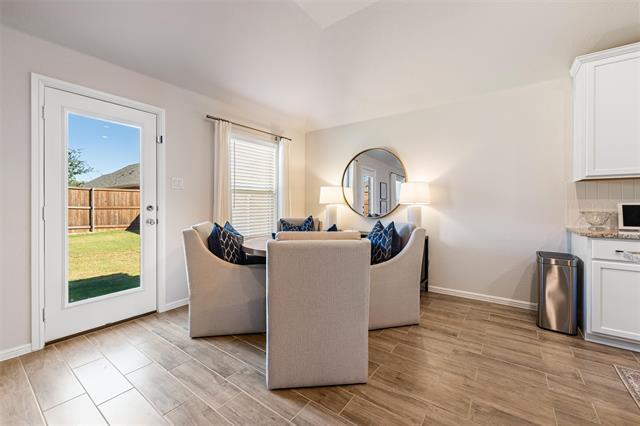 Building Photo - 137 Greenback Trl