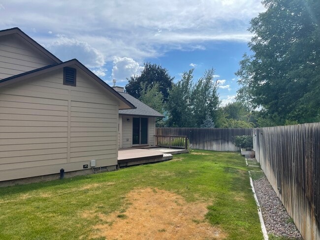Building Photo - 4579 N Wisteria Pl