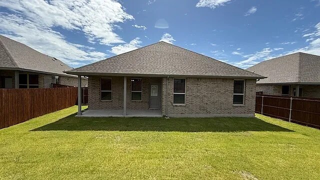 Building Photo - 305 Gallant Man Ct