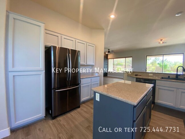 Building Photo - RENOVATED SINGLE STORY 3 BEDROOM HOME IN A...