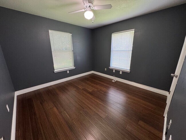 Building Photo - 3-Bedroom House for Rent in Harker  Heights