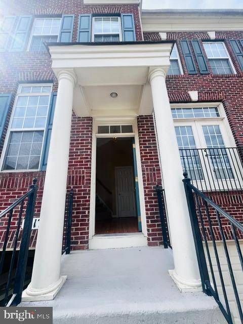 Building Photo - 1117 Keokuk Terrace NE