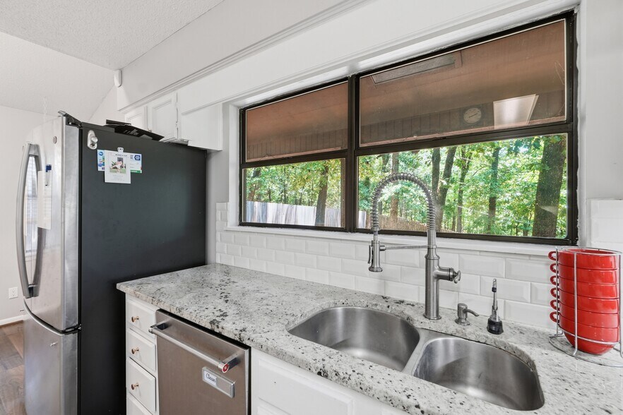Building Photo - 3 Catina Ct
