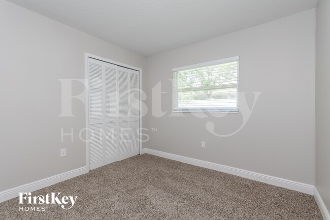 Building Photo - 2004 Cecile St