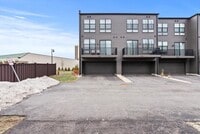 Building Photo - 343 Summit Cir