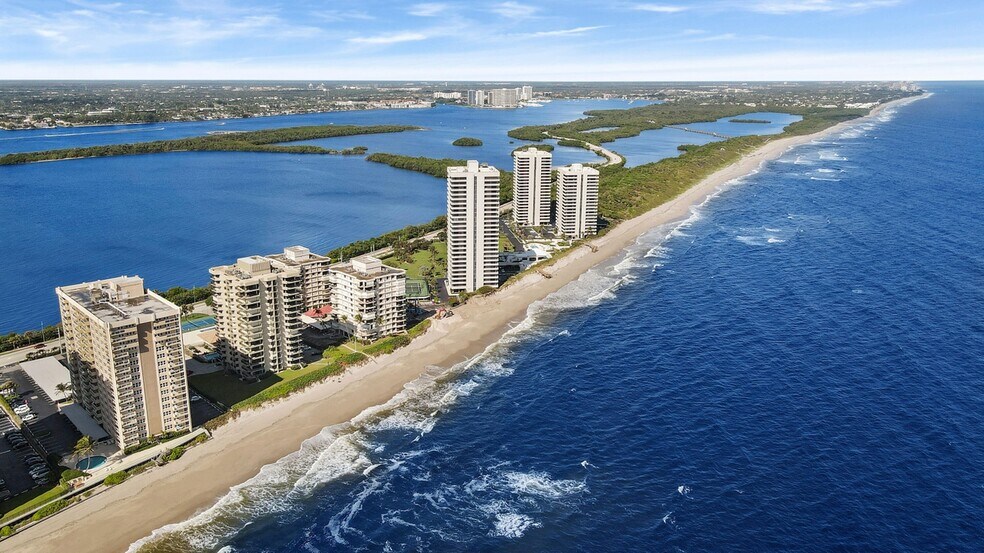 Building Photo - 5440 N Ocean Dr