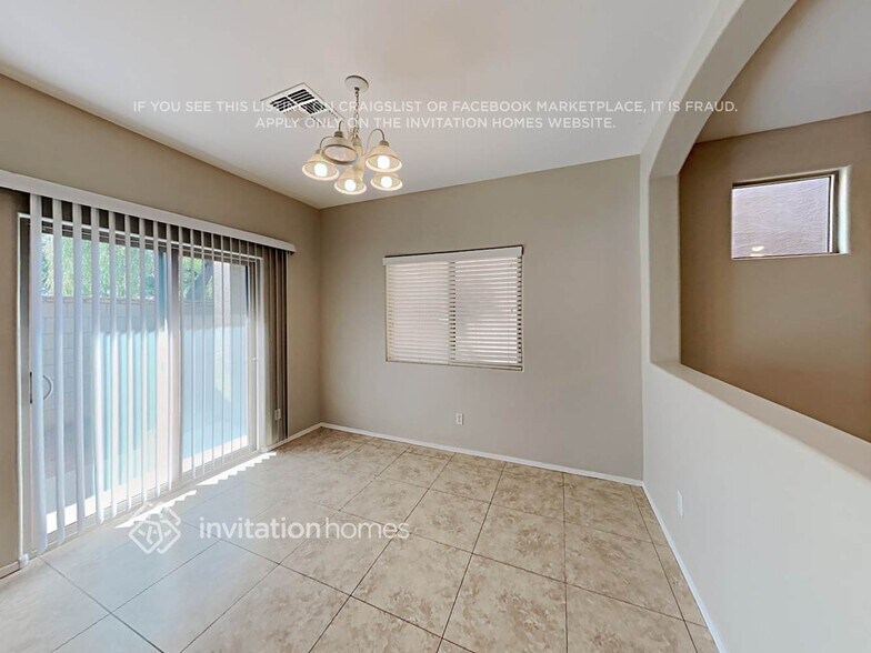 Building Photo - 9535 E Belmont Ave