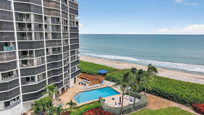 Building Photo - 9650 S Ocean Dr