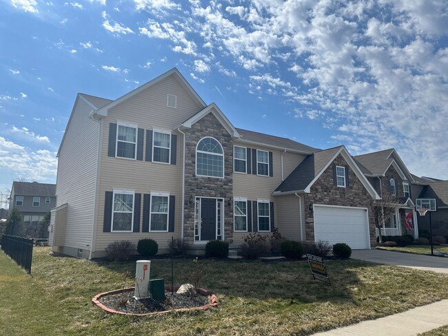 Building Photo - Spacious 4-Bedroom 2.5 Bath Gem in Avon, OH!