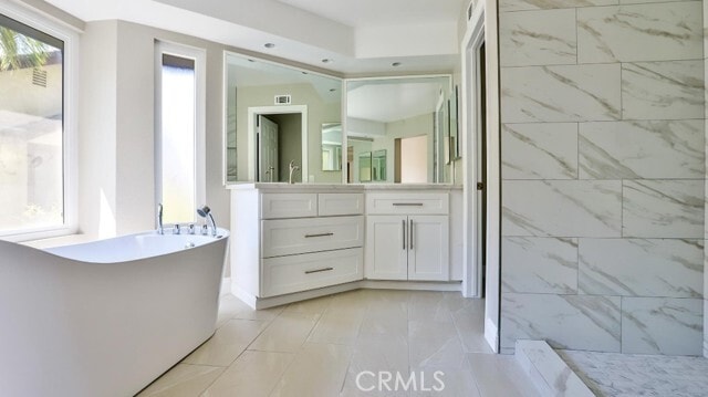 Building Photo - 640 S Aberdeen St