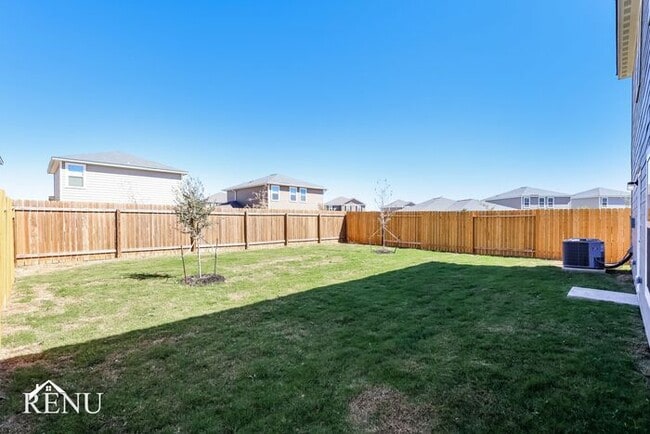 Building Photo - 10823 Juliette Pass