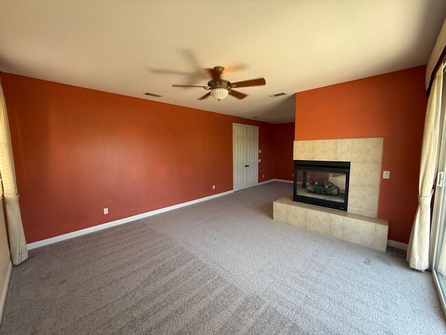 Building Photo - Luxury 5 Bedroom, 4.5 Bath Home in Otay Ra...