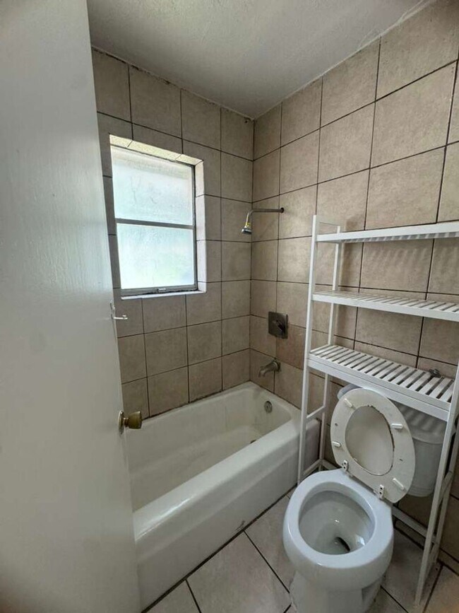 Building Photo - A hassle-free lifestyle