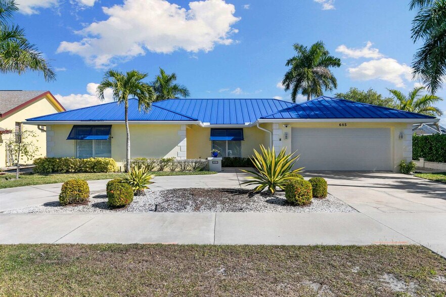 Building Photo - 685 N Barfield Dr