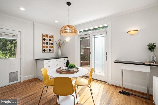 Building Photo - 4008 Rosemary St