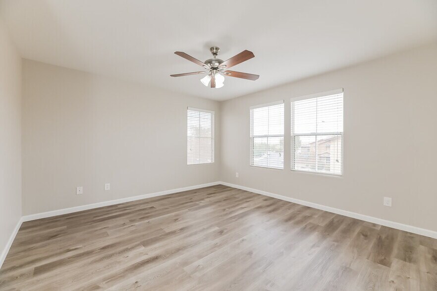 Building Photo - 7194 Temecula Valley Ave