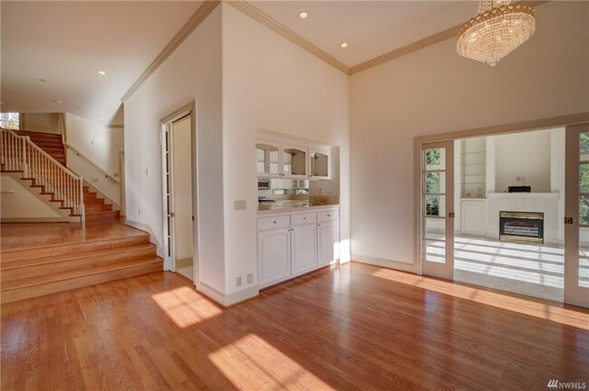 Building Photo - 8479 NE Woodland Cove Dr