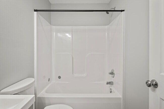 Building Photo - 5712 Sara Kay Dr