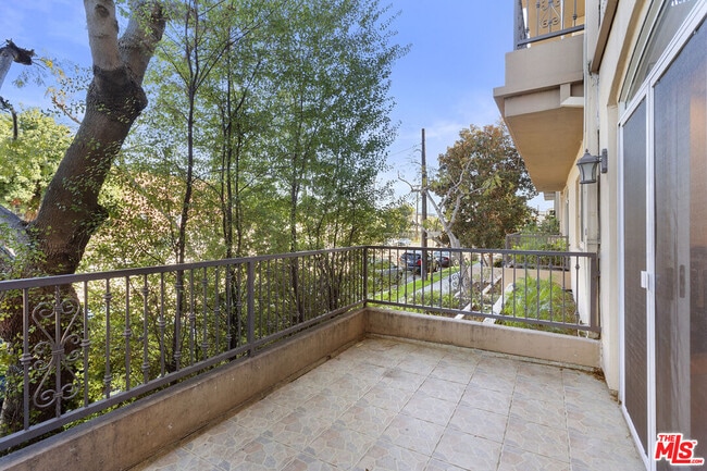 Building Photo - 1255 Federal Ave