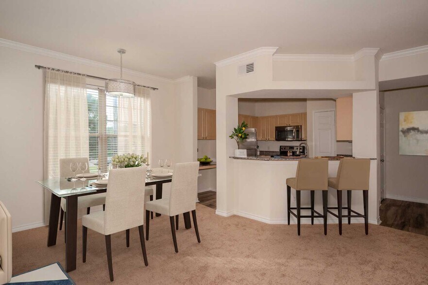 The Drexel at Oakley 3827 Paxton Ave Cincinnati OH 45209 Apartment