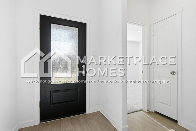 Building Photo - 1220 Ponchartrain Dr