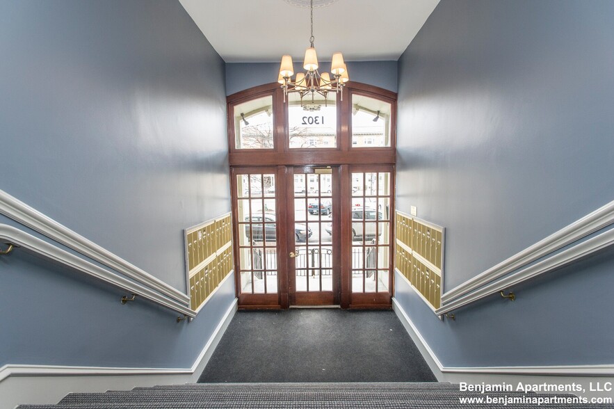 Building Photo - 1312 Commonwealth Ave