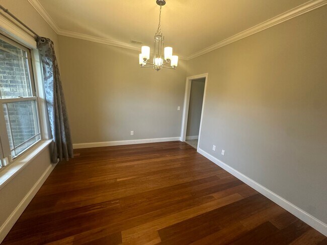 Building Photo - 514 Sapphire Dr