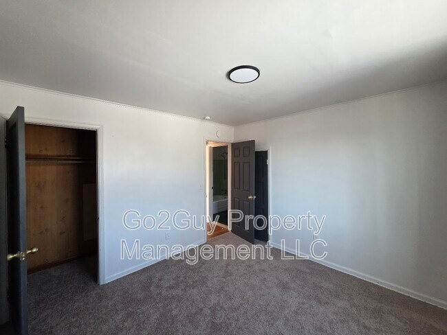 Building Photo - 5502 Audubon Rd