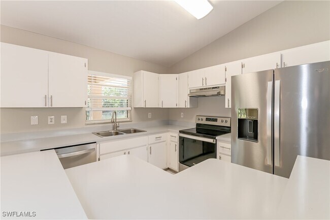 Building Photo - 610 SW 27th St